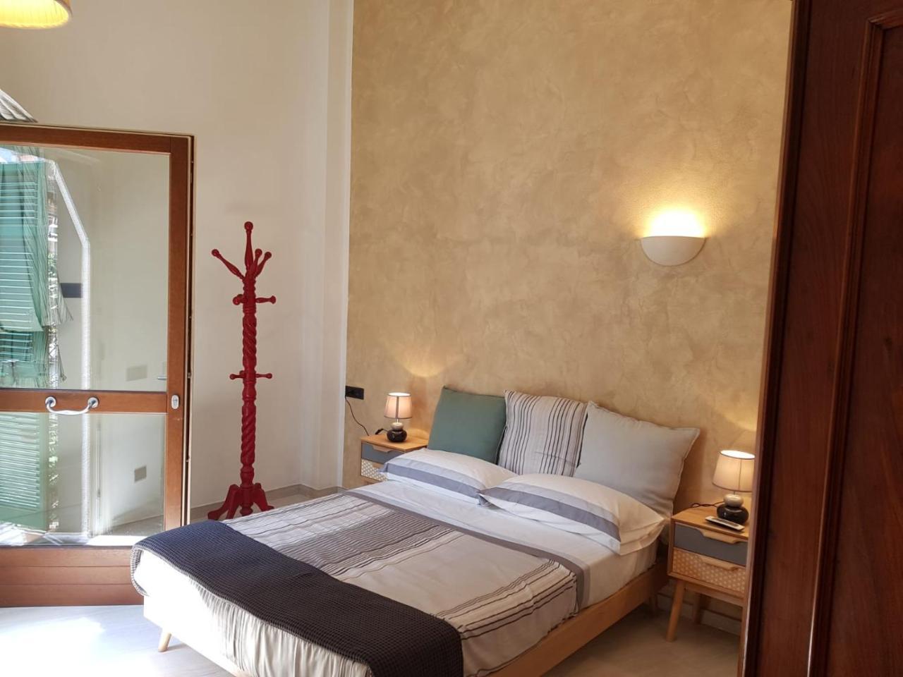 Bed and Breakfast Bellissima Camera Carolina23 Levanto Exterior foto