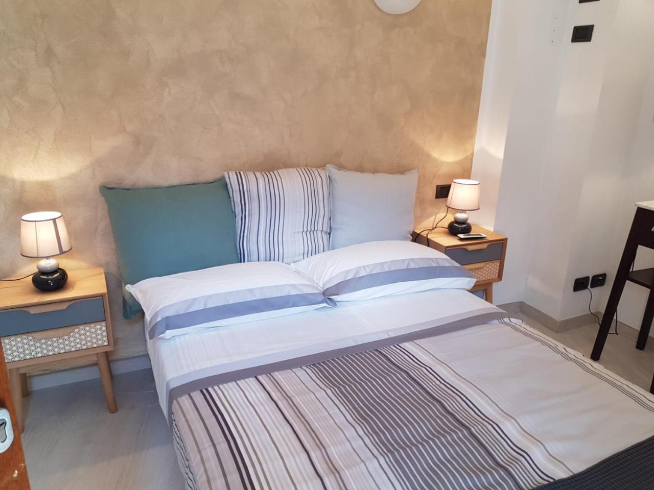 Bed and Breakfast Bellissima Camera Carolina23 Levanto Exterior foto